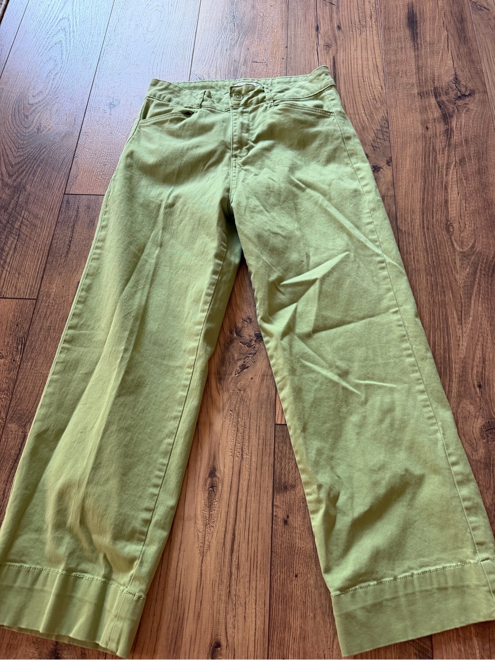 Bagatelle Collection New York Green Wide-Leg Cropped Pants – Size 6
